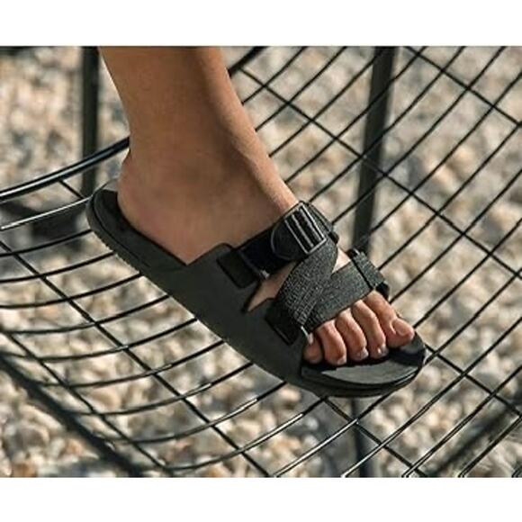 CHACOS  Black Chillos Slide Sandal Size 10 - Picture 4 of 10